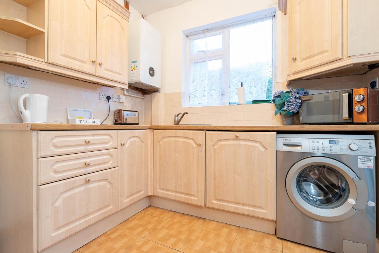 Northfield Large 4 Bedroom House - Top Rated - Off-Street Parking - Garden - Sleeps 9 - Contractors - Groups - Pool Table מראה חיצוני תמונה