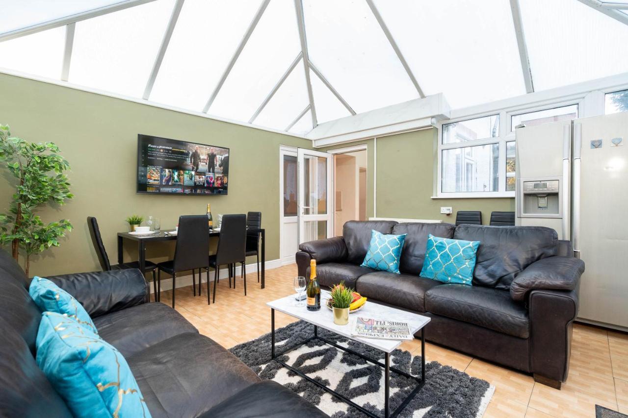 Northfield Large 4 Bedroom House - Top Rated - Off-Street Parking - Garden - Sleeps 9 - Contractors - Groups - Pool Table מראה חיצוני תמונה