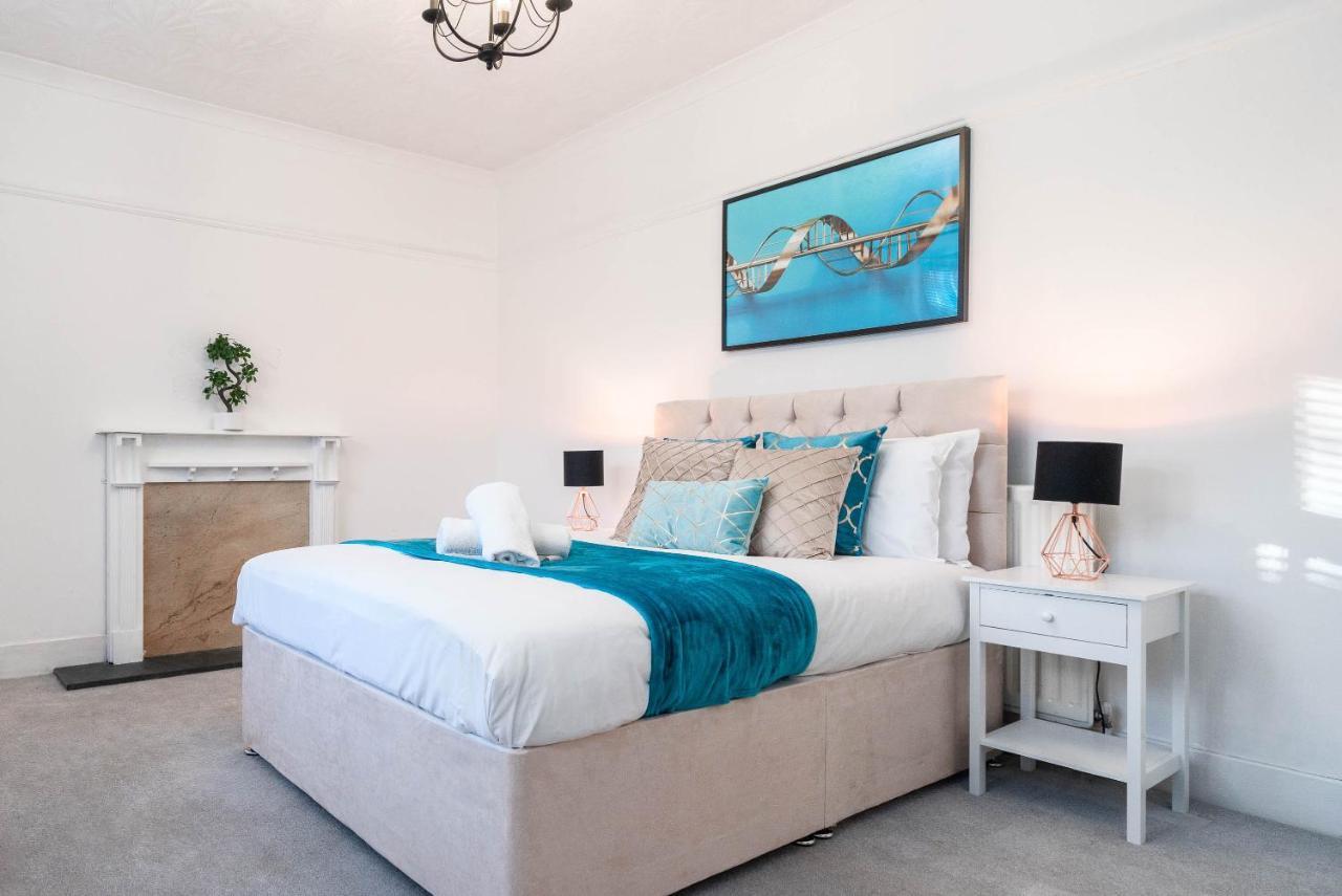 Northfield Large 4 Bedroom House - Top Rated - Off-Street Parking - Garden - Sleeps 9 - Contractors - Groups - Pool Table מראה חיצוני תמונה
